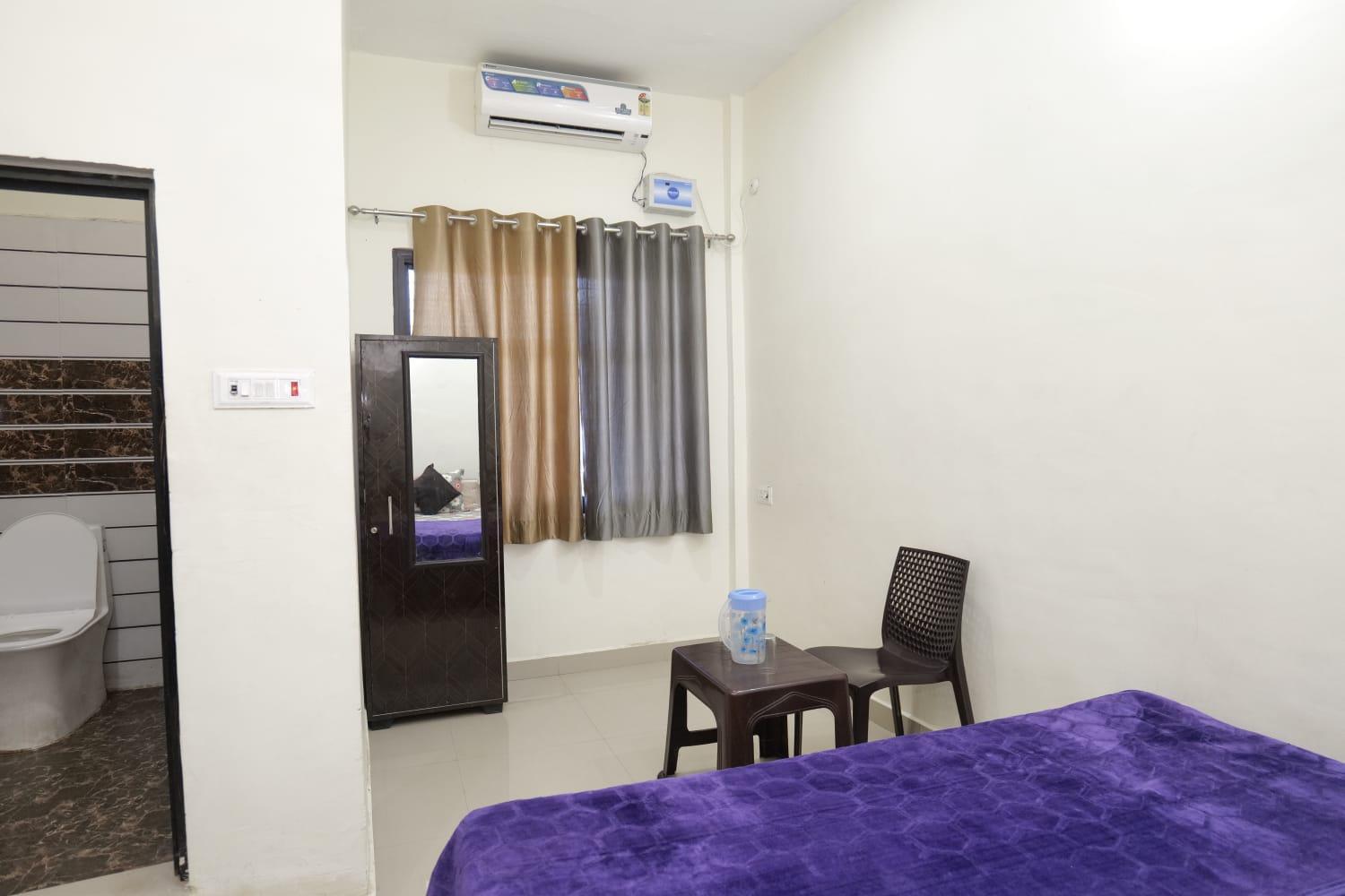 Hotel Jaanvi โอร์ชชา ภายนอก รูปภาพ