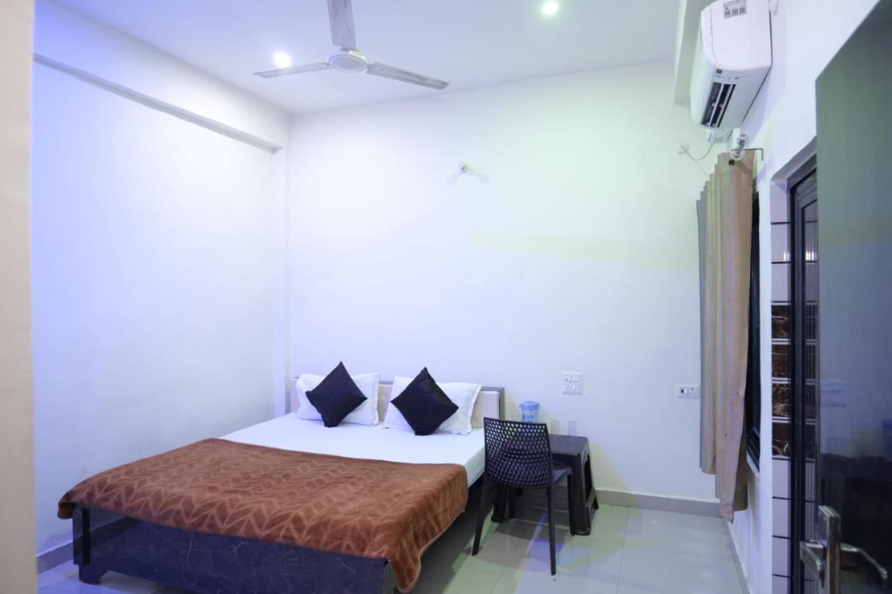 Hotel Jaanvi โอร์ชชา ภายนอก รูปภาพ